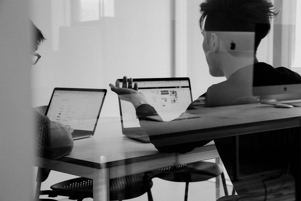 Communication that keeps everyone in the loop